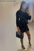 Roma Trav Thais Melo 388 32 39 396 foto selfie 22