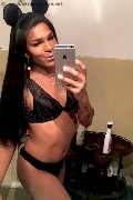 Roma Trav Thais Melo 388 32 39 396 foto selfie 144