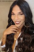 Roma Trav Thais Melo 388 32 39 396 foto selfie 36