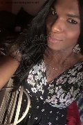 Roma Trav Thais Melo 388 32 39 396 foto selfie 56