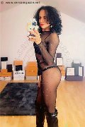  Trav Samantha Dumont 331 20 91 639 foto selfie 10